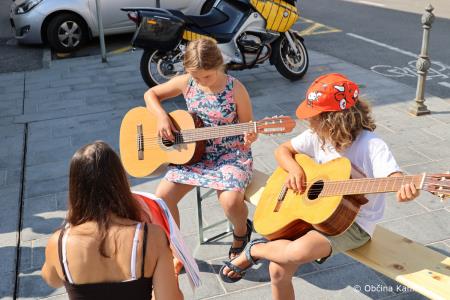 Humanitarna tržnica Društva počitniško varstvo Kamnik (15)